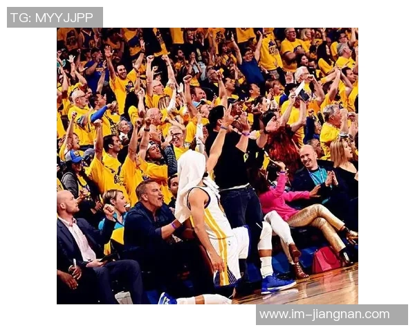 库里盛赞维金斯蜕变为关键球员助力球队争夺冠军